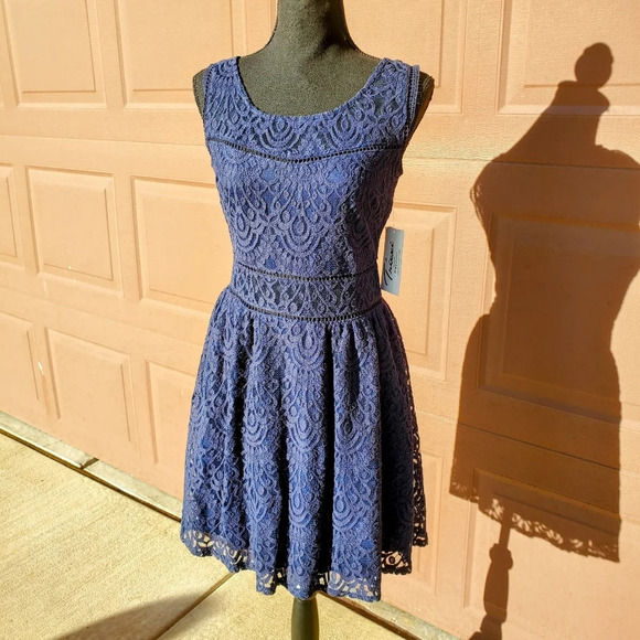 NWT Macy's Trixxi Blue Party Dress Misses Juniors Women's Size 7 - Picture 1 of 16